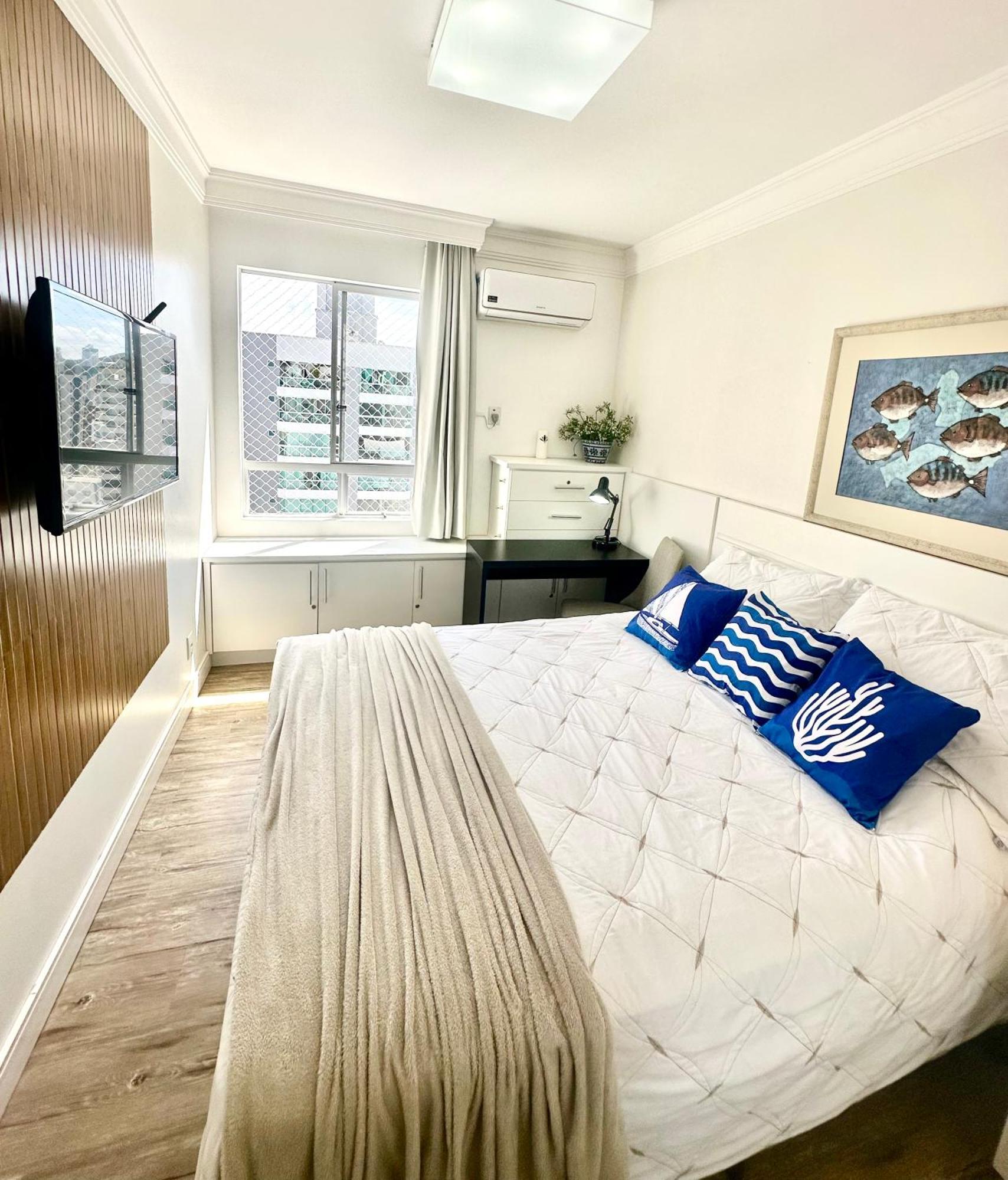 Ape Da Cris - Centro Bc , 5Min Da Praia - Ideal Para Casais , Com Garagem Balneario Camboriu Exterior photo